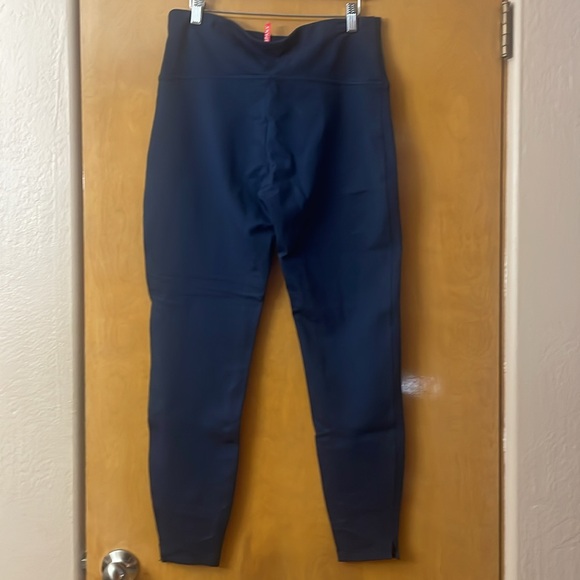 Spanx navy leggings - Picture 2 of 5